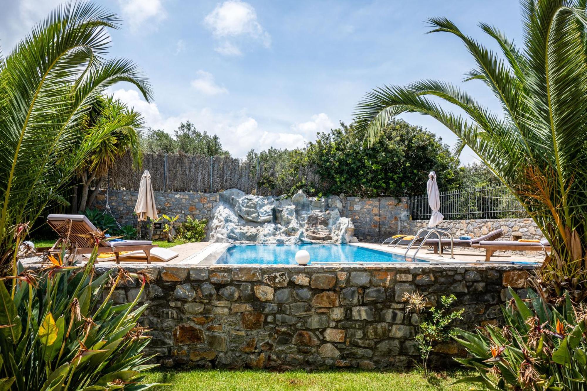 Villa Noema Sissi ภายนอก รูปภาพ